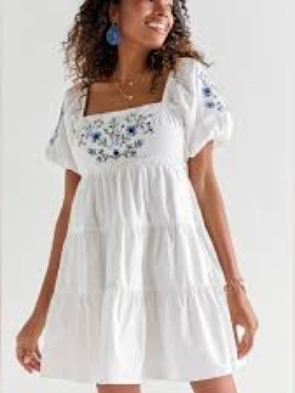 NWT Francesca's Mi Ami Cordelia Embroidered Bow Back Mini Dress XS Graduation